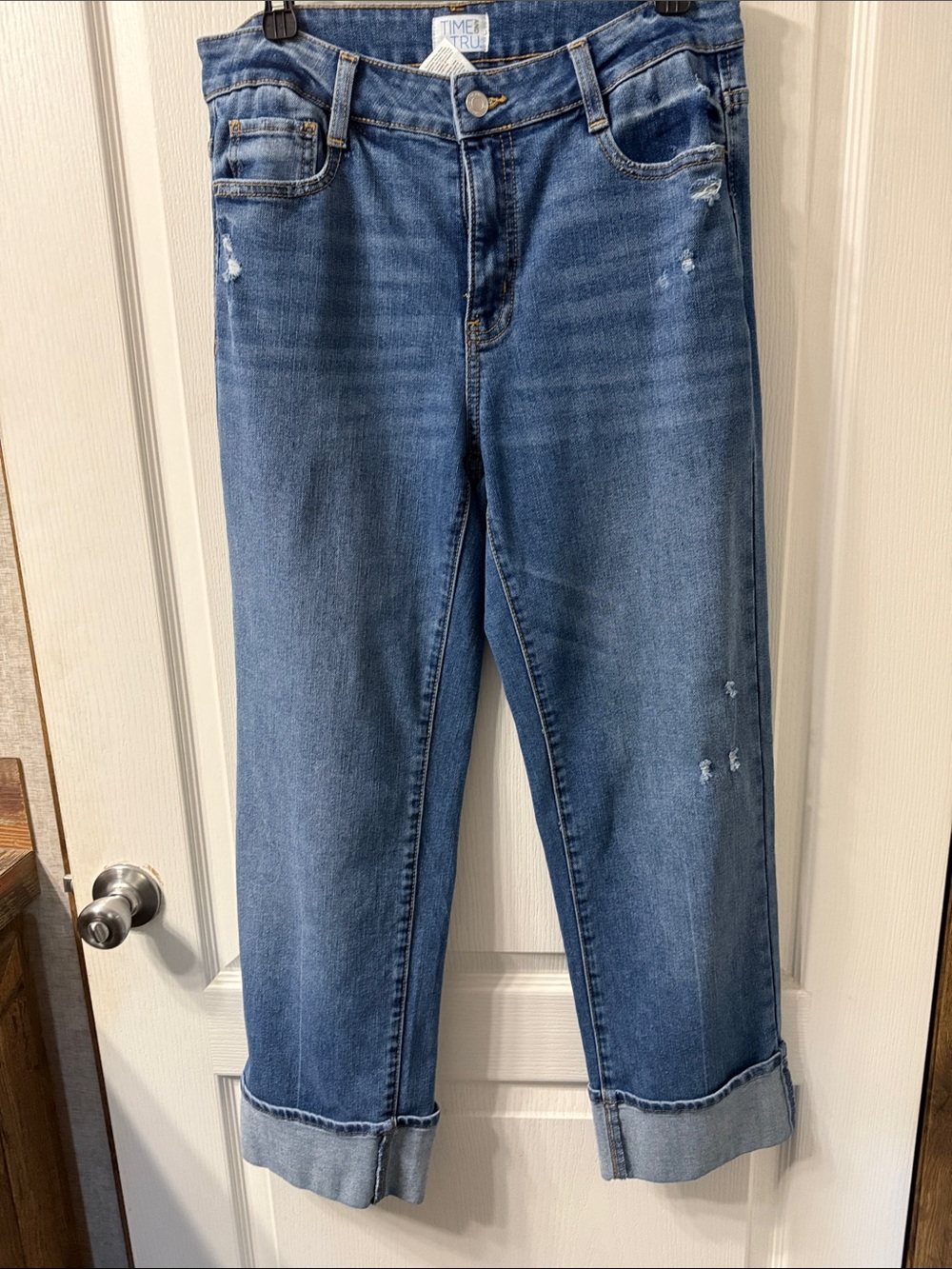 Time and Tru Cropped Cuffed Medium Blue Denim Jeans